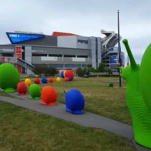 Outdoor Art in Downtown Cleveland | Giant Animal Art takes over downtown Cleveland and adds a splash of color to the city. Click through for more pictures!